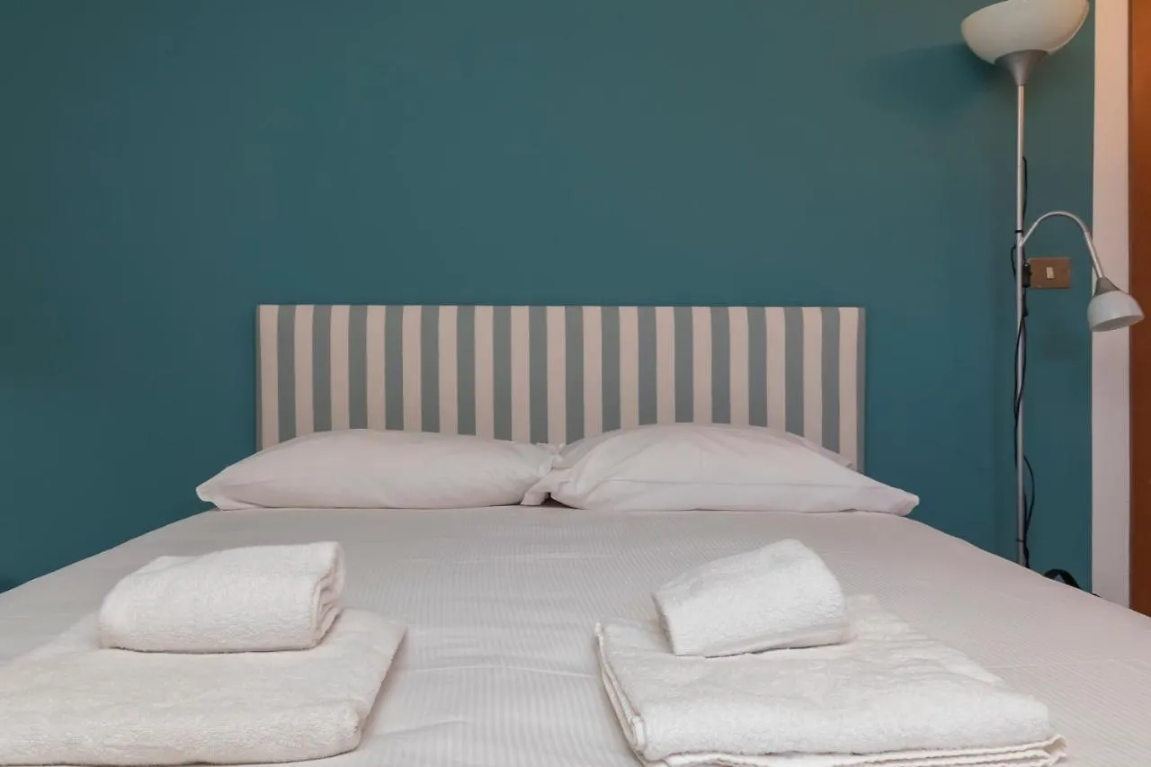 Ihost Apartment - Pasteur 15 Milan